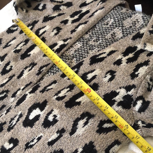 Nine West Comfy leopard print with pockets sweater duster - Picture 11 of 11